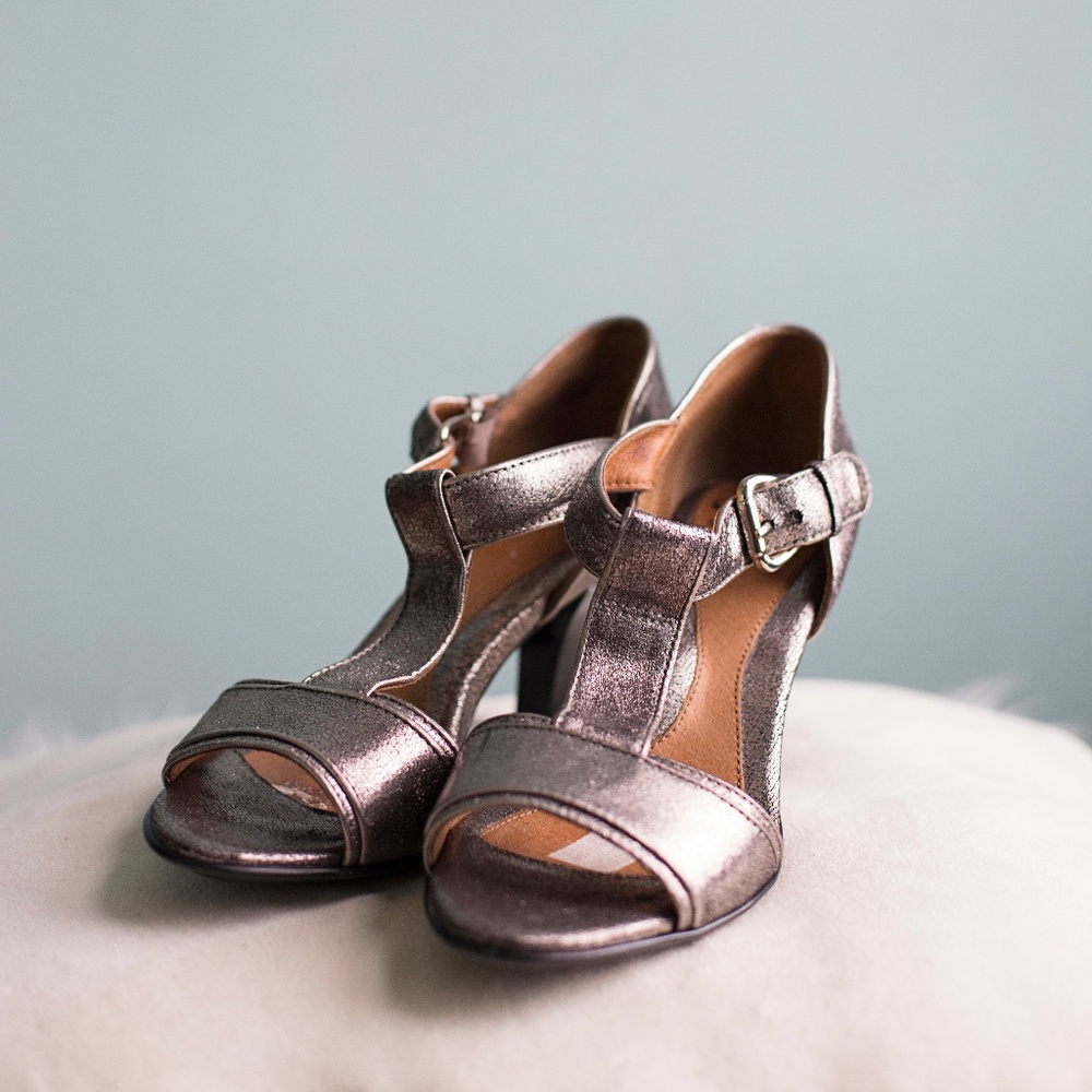 Sofft Silver Leather Heels